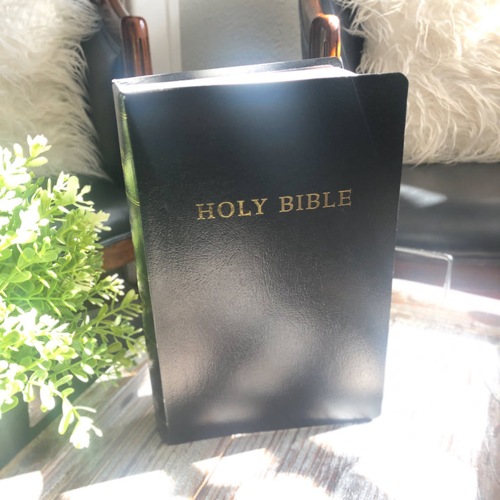 KJV Personal Giant Print Reference Bible - Affirm The Word Literary